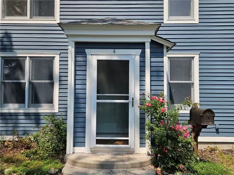 208 Marlborough St #4, East Greenwich, RI 02818
