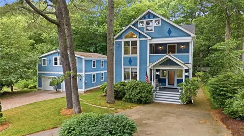 27 Saratiga Ave, Westerly, RI 02891