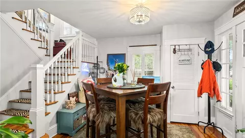 29 Burt St, Warwick, RI 02886 photo 10