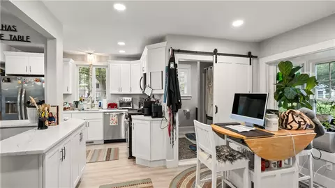 29 Burt St, Warwick, RI 02886 photo 17