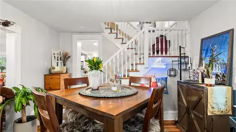 29 Burt St, Warwick, RI 02886 photo 11