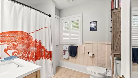 29 Burt St, Warwick, RI 02886 photo 32