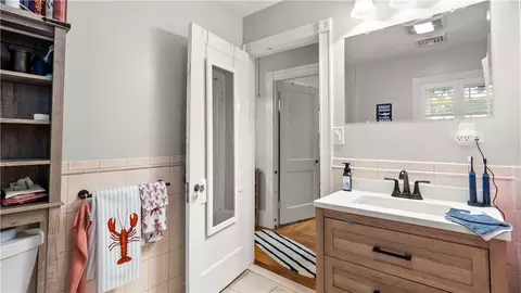 29 Burt St, Warwick, RI 02886 photo 33