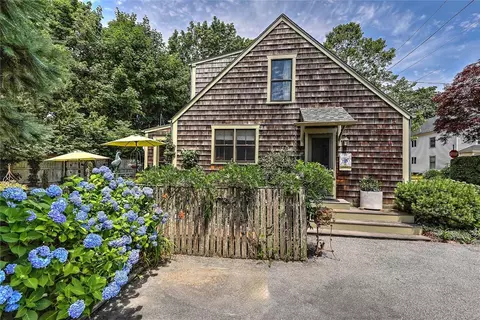 Exterior - 26 Bridge St, Warren, RI 02885 photo 12 of 15
