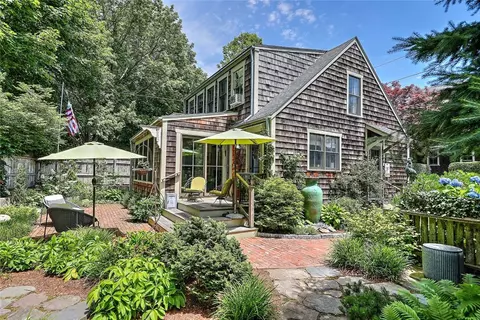 Exterior - 26 Bridge St, Warren, RI 02885 photo 15 of 15