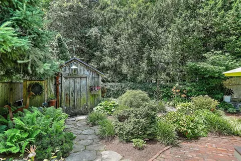 Exterior - 26 Bridge St, Warren, RI 02885 photo 13 of 15