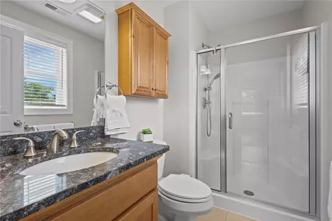 Bath - 80 Preston Dr, Warwick, RI 02886 photo 5 of 6