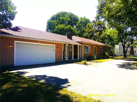 262 Pequot Ave, Warwick, RI 02889