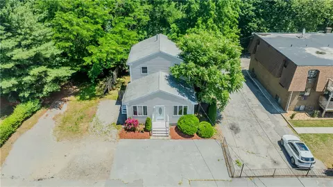 1015 Atwood Ave, Johnston, RI 02919