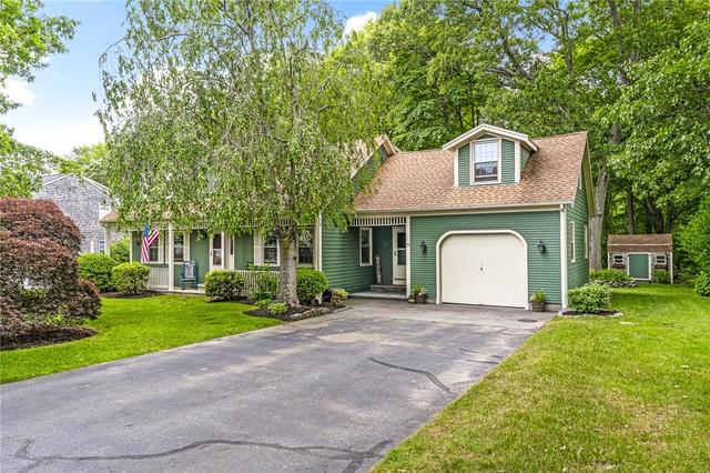 19 Waterman St, Bristol, RI 02809