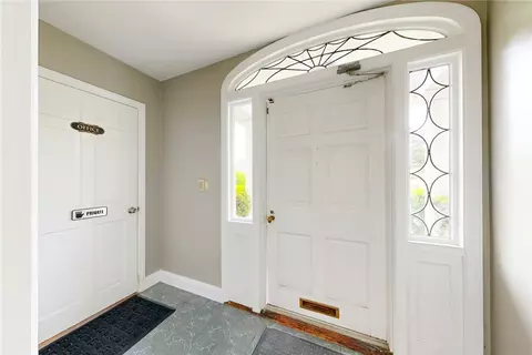 Entry Way - 873 Warwick Ave, Warwick, RI 02888 photo 1 of 10
