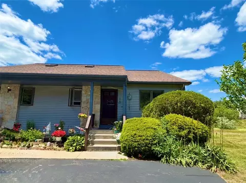30 Acorn Ct #G6, South Kingstown, RI 02879