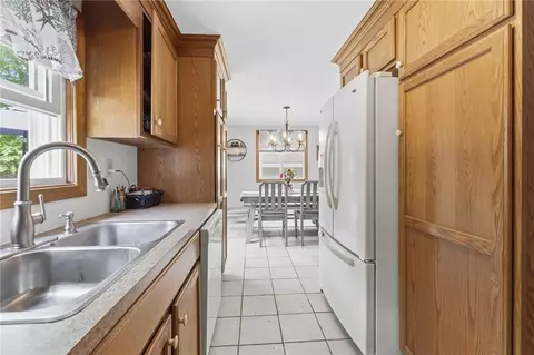Other - 8 Sparrow Dr, Westerly, RI 02891 photo 5 of 8