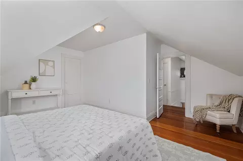 Bedroom - 127 Beacon Ave, Warwick, RI 02889 photo 9 of 9