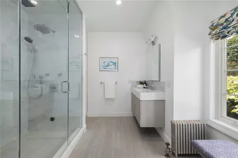 Bath - 127 Beacon Ave, Warwick, RI 02889 photo 1 of 4