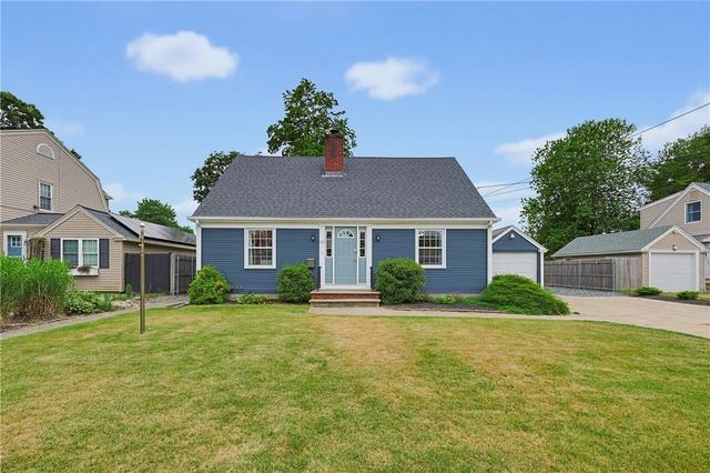82 Leroy Dr, East Providence, RI 02915