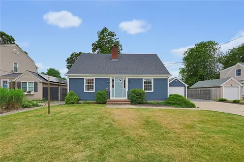 82 Leroy Dr, East Providence, RI 02915