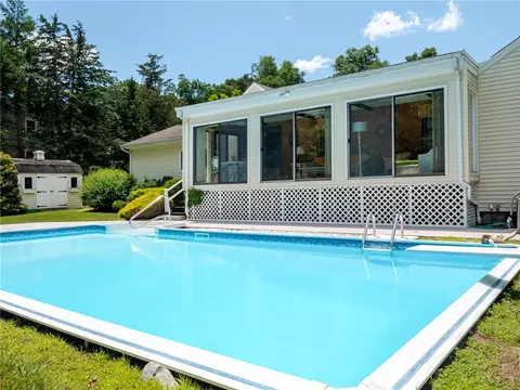 Exterior - 9 Apache Ln, Cumberland, RI 02864 photo 8 of 11
