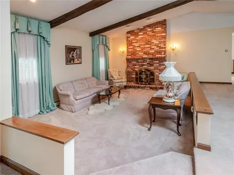 Living - 9 Apache Ln, Cumberland, RI 02864 photo 3 of 6