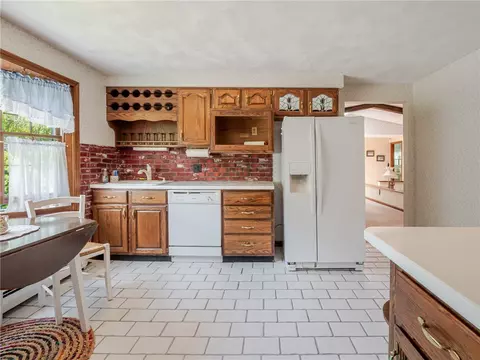 Kitchen - 9 Apache Ln, Cumberland, RI 02864 photo 1 of 3