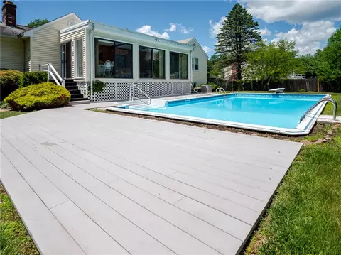 Exterior - 9 Apache Ln, Cumberland, RI 02864 photo 7 of 11