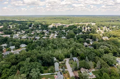 View/Area - 9 Apache Ln, Cumberland, RI 02864 photo 4 of 4