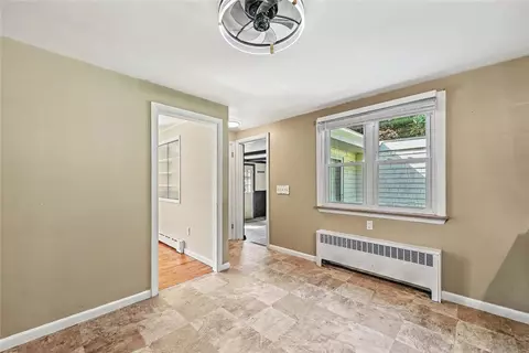 Entry Way - 15 Highland Rd, Glocester, RI 02814 photo 3 of 5