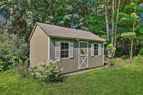 Exterior - 15 Highland Rd, Glocester, RI 02814 photo 10 of 10