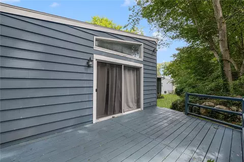 Exterior - 58 Rip Van Winkle Cir, Warwick, RI 02886 photo 7 of 10