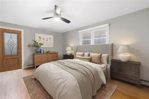 Bedroom - 58 Rip Van Winkle Cir, Warwick, RI 02886 photo 1 of 2