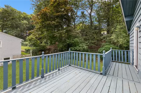 Exterior - 58 Rip Van Winkle Cir, Warwick, RI 02886 photo 6 of 10