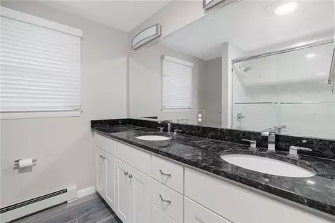 Bath - 58 Rip Van Winkle Cir, Warwick, RI 02886 photo 3 of 3