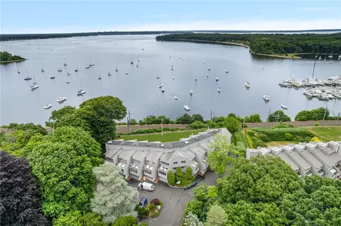 4480 Post Rd #7, East Greenwich, RI 02818