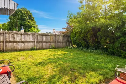 195 Elmore Ave, Woonsocket, RI 02895 photo 38
