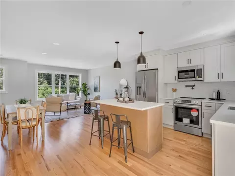 256 Point Ave, Warwick, RI 02889 photo 5