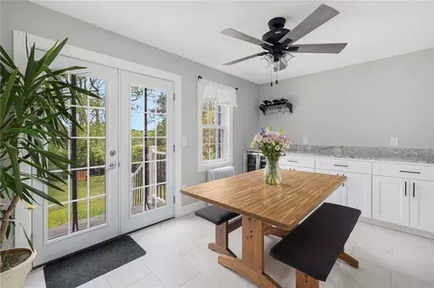 Dining - 26 Tarleton Rd, South Kingstown, RI 02879 photo 1 of 3
