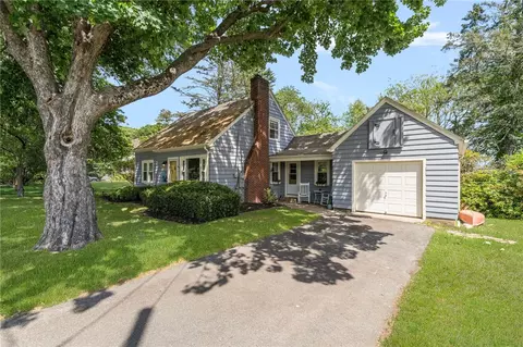 Exterior - 26 Tarleton Rd, South Kingstown, RI 02879 photo 2 of 8