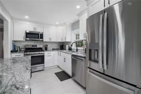 Kitchen - 26 Tarleton Rd, South Kingstown, RI 02879 photo 1 of 5