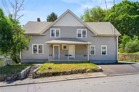 32 Harris Ave, West Warwick, RI 02893