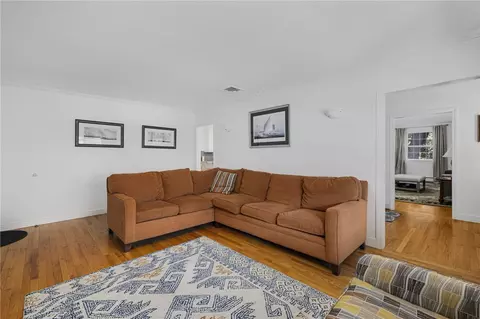 Living - 7 Ledgemont Dr, Warwick, RI 02886 photo 6 of 6