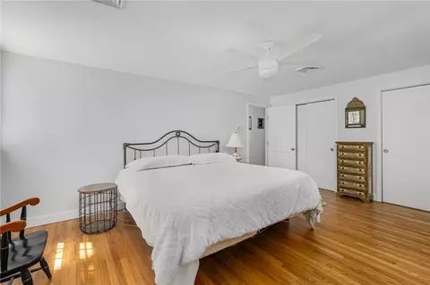 Bedroom - 7 Ledgemont Dr, Warwick, RI 02886 photo 4 of 6