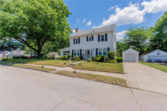 73 Western Promenade St, Cranston, RI 02905