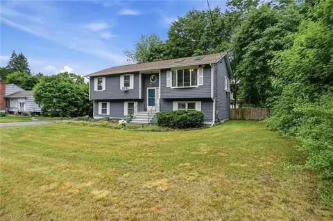 3870 Diamond Hill Rd, Cumberland, RI 02864