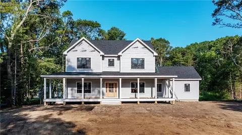 91 Green Hill Beach Rd, South Kingstown, RI 02879