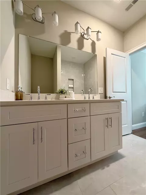 Bath - 3 Fieldstone Way #3, Johnston, RI 02919 photo 2 of 4
