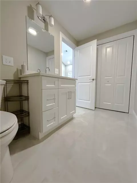 Bath - 3 Fieldstone Way #3, Johnston, RI 02919 photo 4 of 4