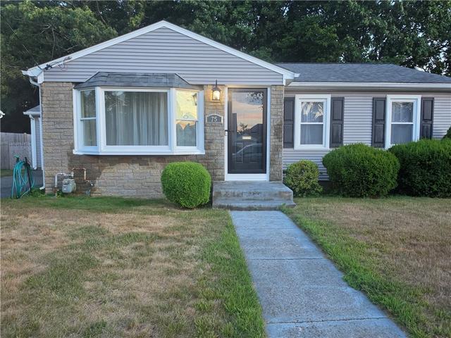75 Eaton St, Pawtucket, RI 02861