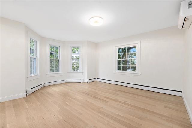 28 Young St UNIT 2, Newport, RI 02840