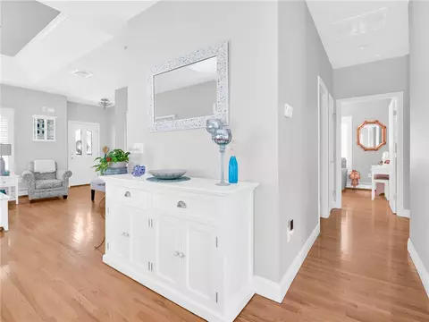 Entry Way - 7 Daisy Ln, Coventry, RI 02816 photo 2 of 2