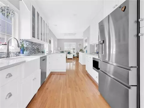 Kitchen - 7 Daisy Ln, Coventry, RI 02816 photo 4 of 5